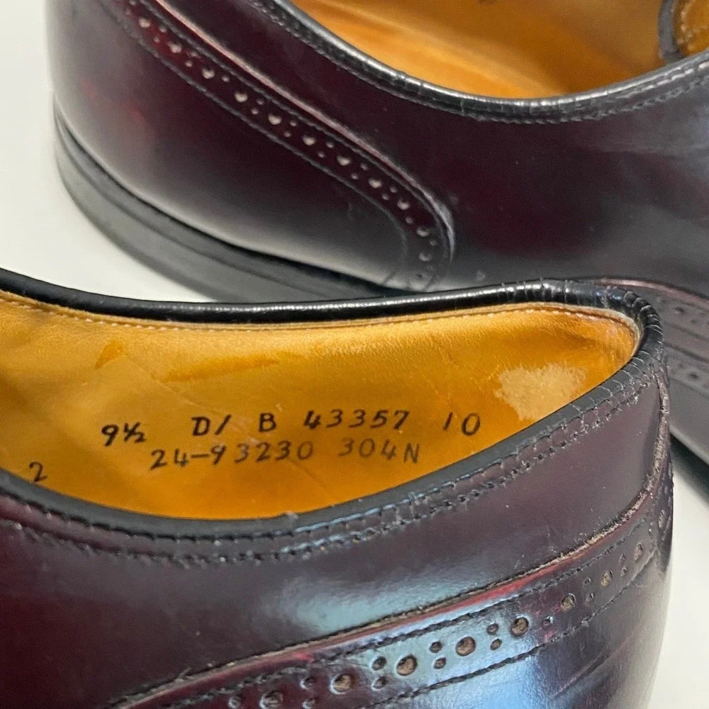 Johnston & Murphy Wingtip Oxford Men 9.5 Burgundy Leather Brogue Dress Shoes